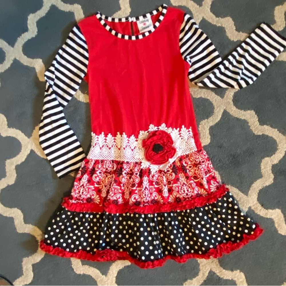 Girl’s dress